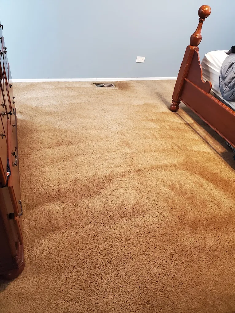 Bedroom carpet after extraction, even pile and clean lines
